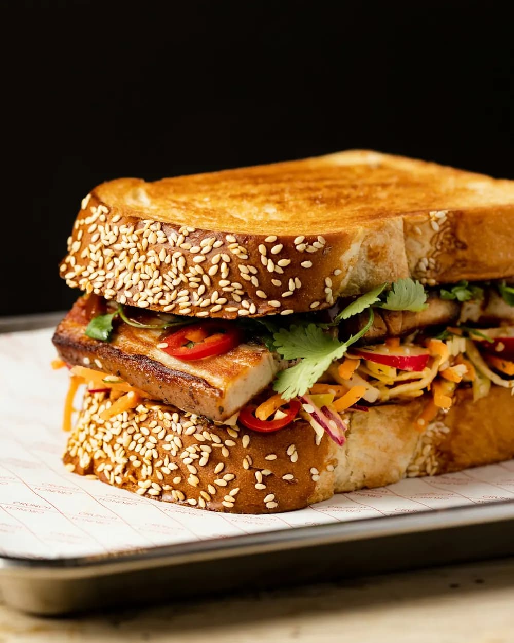Panini grillé garni
